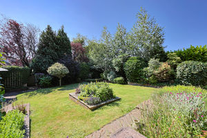 Photo 35- click for photo gallery